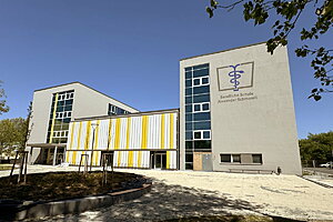 Berufliche Schule „Alexander Schmorell“ im Mai 2024.